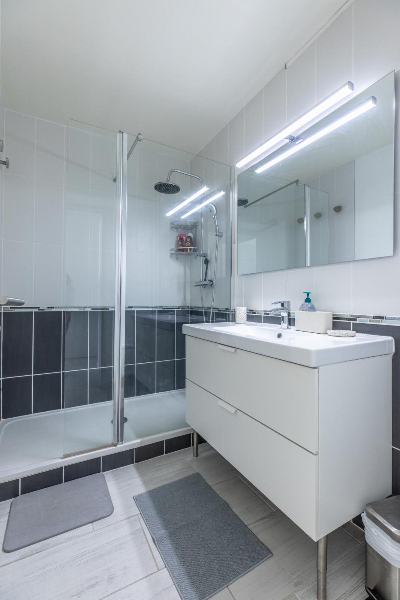 *Cocoon Area* Confort & Parking Клермон-Феран Екстериор снимка